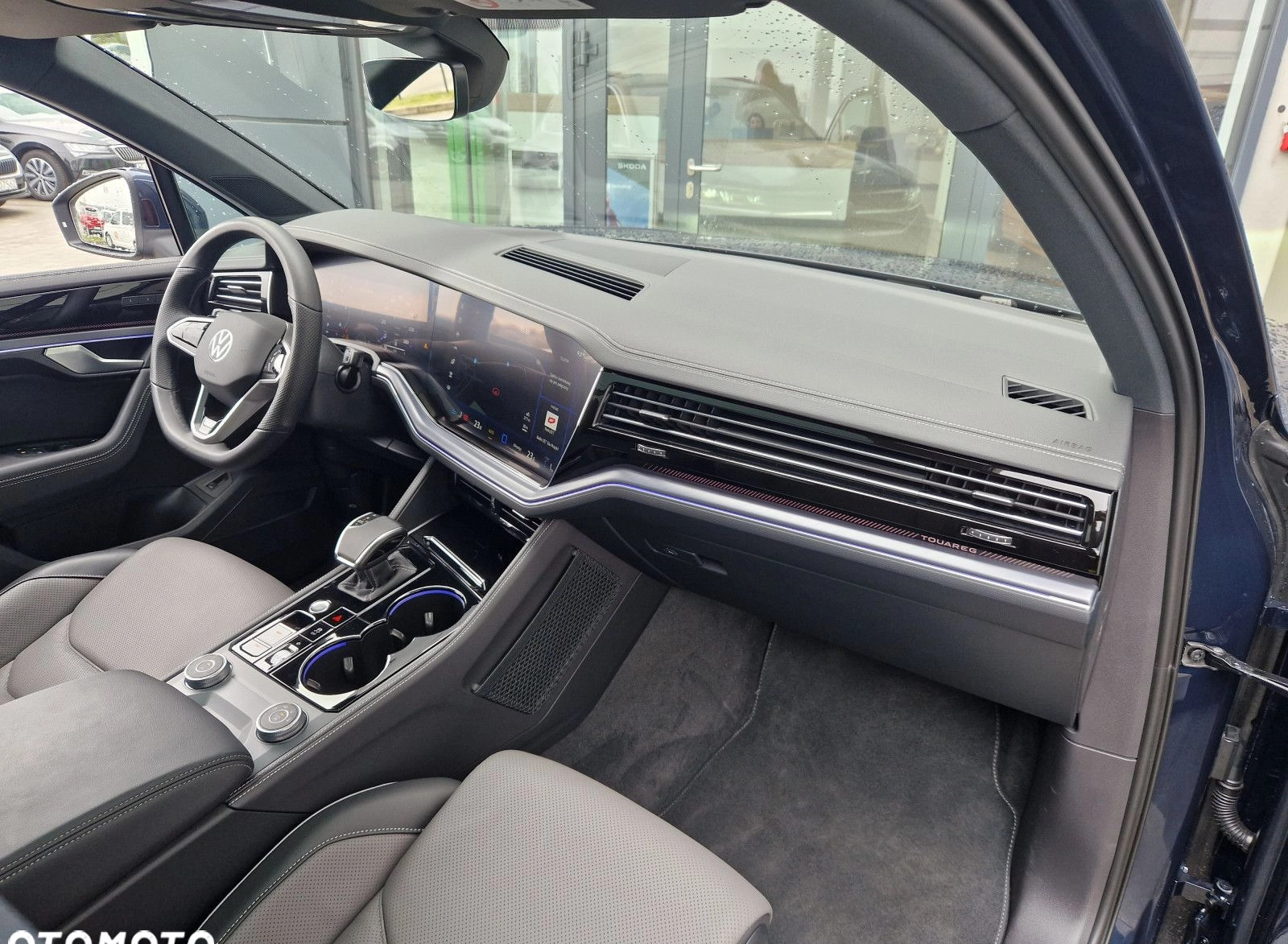 Volkswagen Touareg cena 393000 przebieg: 1900, rok produkcji 2023 z Oborniki Śląskie małe 562